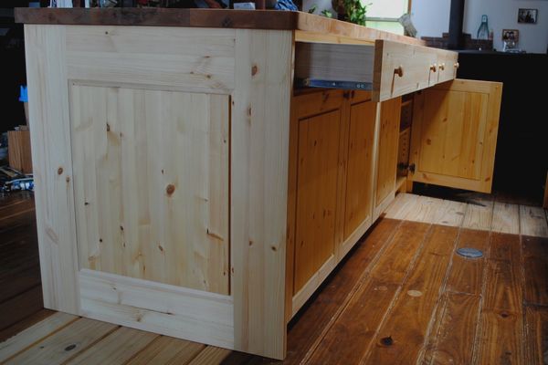 �L�b�`���A�C�����h