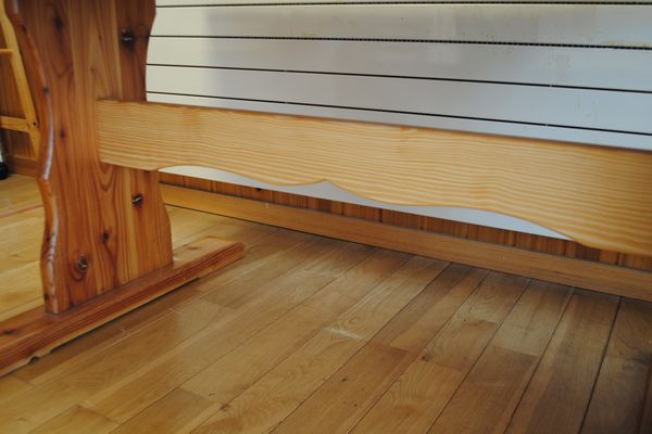 �_�C�j���O�e�[�u�����t�H�[��