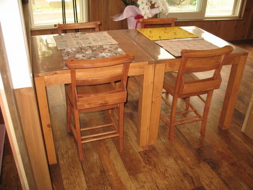 �J�t�F�e�[�u��