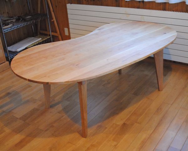 �r�[���^�_�C�j���O�e�[�u��