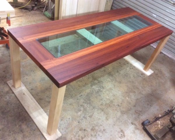 �ԗ��̃K���X�_�C�j���O�e�[�u��