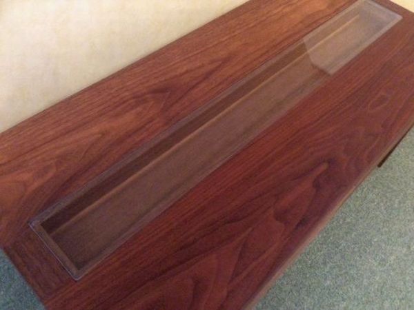 �E�H�[���i�b�g�̃f�B�X�v���C�e�[�u��