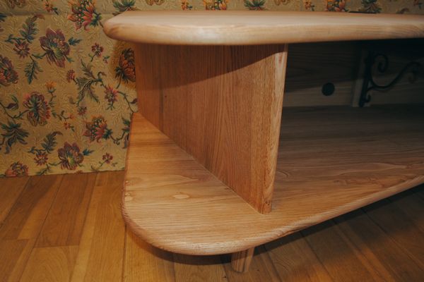 �I�[�v���e���r��