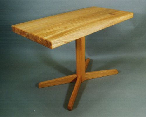 1本足テーブル オーダー家具の工房・木槌 手作り家具を無垢材で